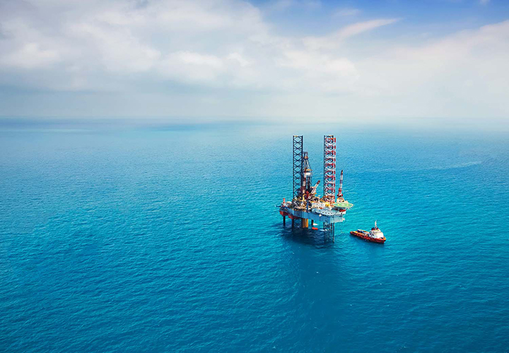 Offshore oil rig drilling platform